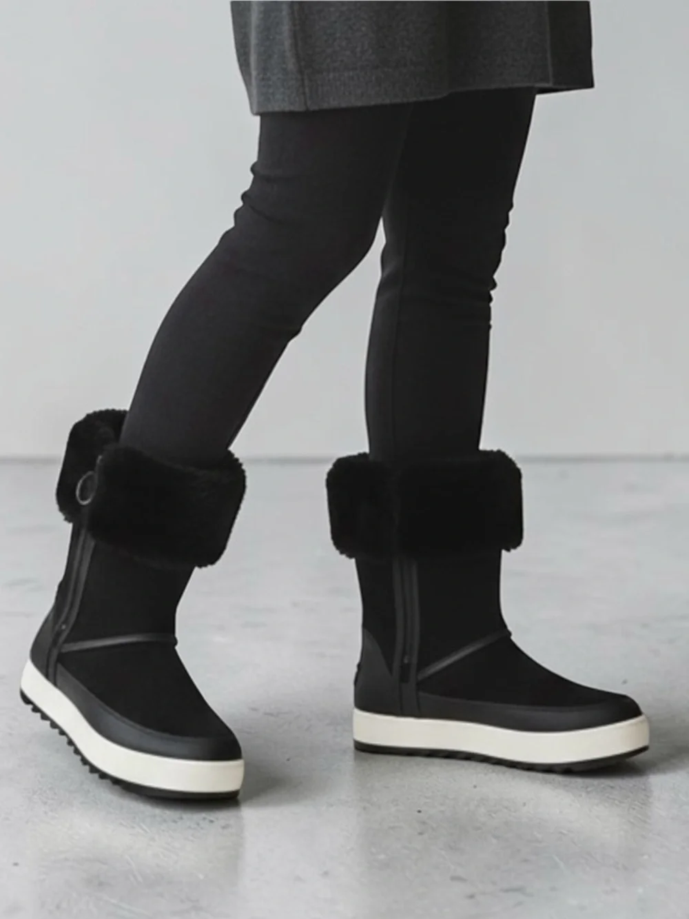Koolaburra by UGG Black Tynlee Waterproof Winter Boots With Faux Fur Cuff Size 7